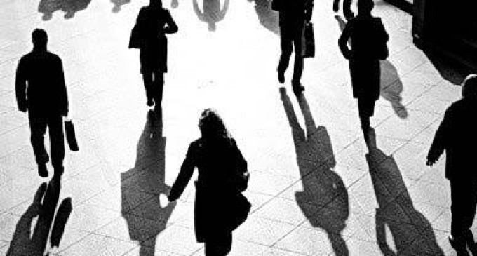 Рецензія на книгу Івана Байдака “Тіні наших побачень”